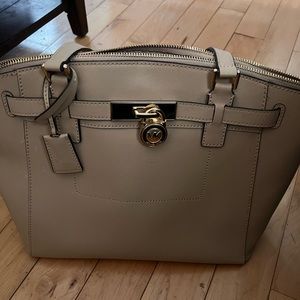 MK purse